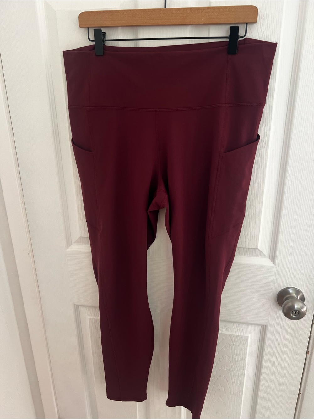 Fabletics Burgundy High-Waist Pocket Leggings